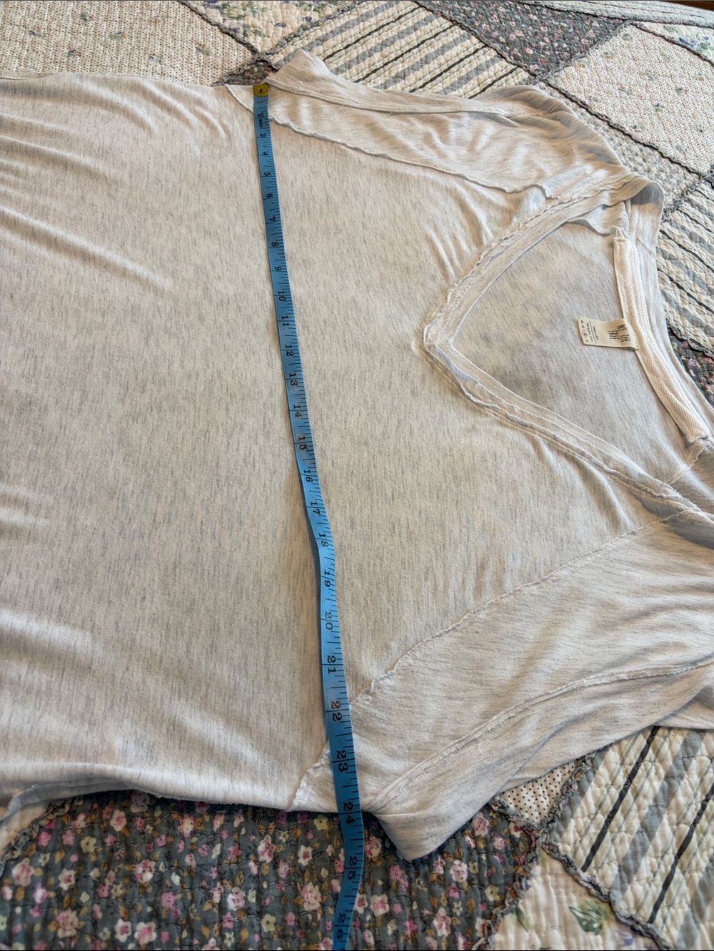 We The Free Relaxed V-Neck Tunic in Light Heathered Gray Draped, oversized - Picture 10 of 15